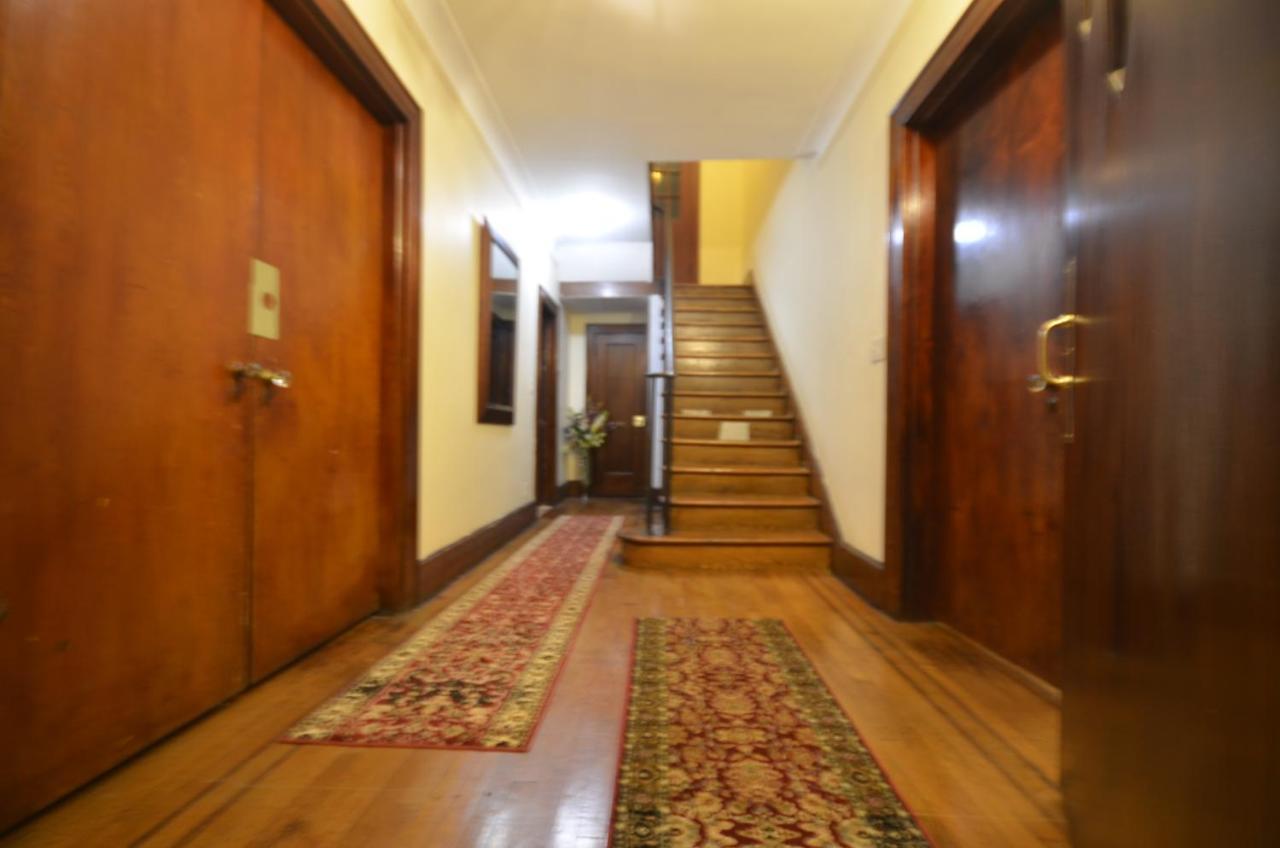 Ewr Airport Multilevel Guest House Room With 2-3 Beds Newark Bagian luar foto