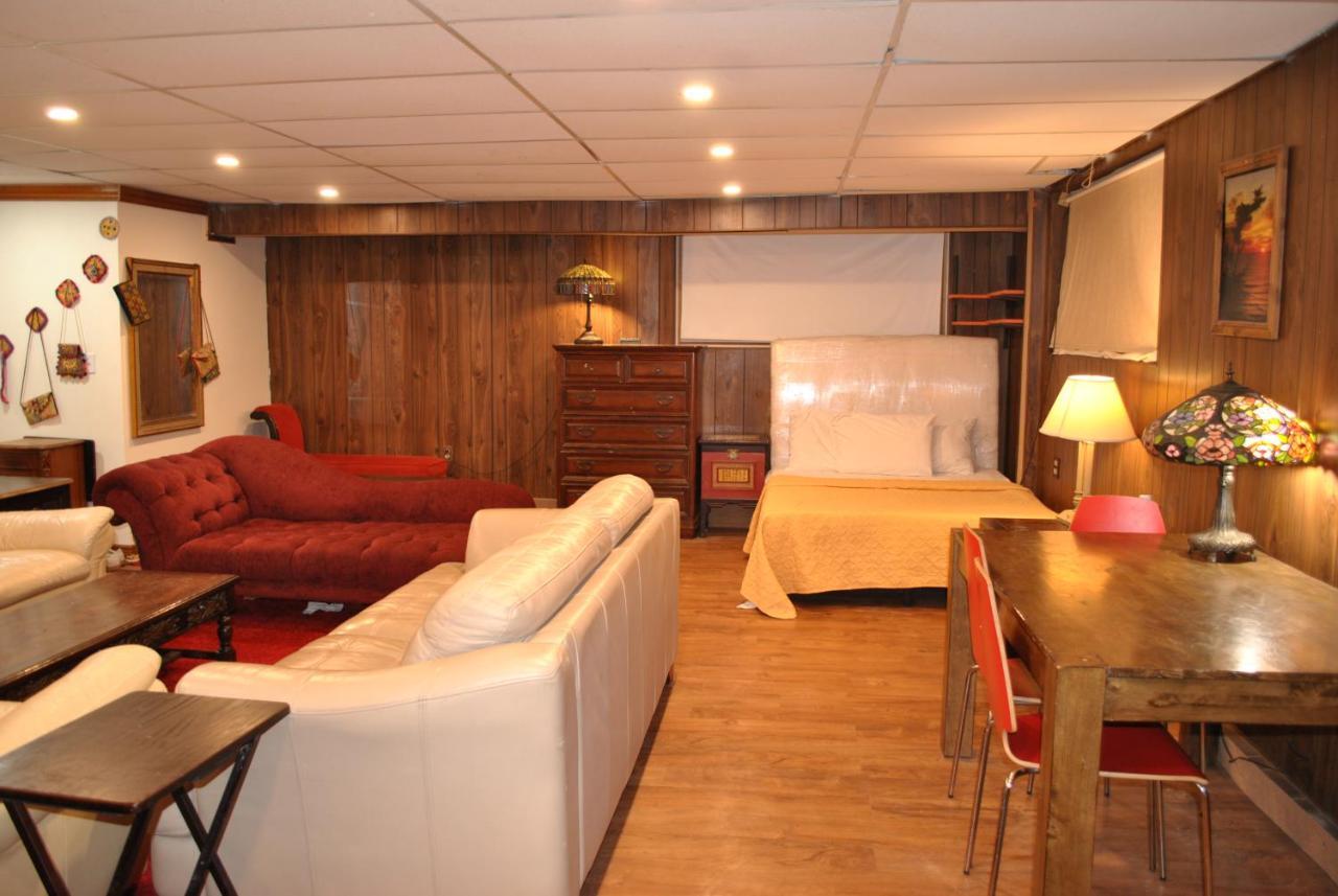Ewr Airport Multilevel Guest House Room With 2-3 Beds Newark Bagian luar foto