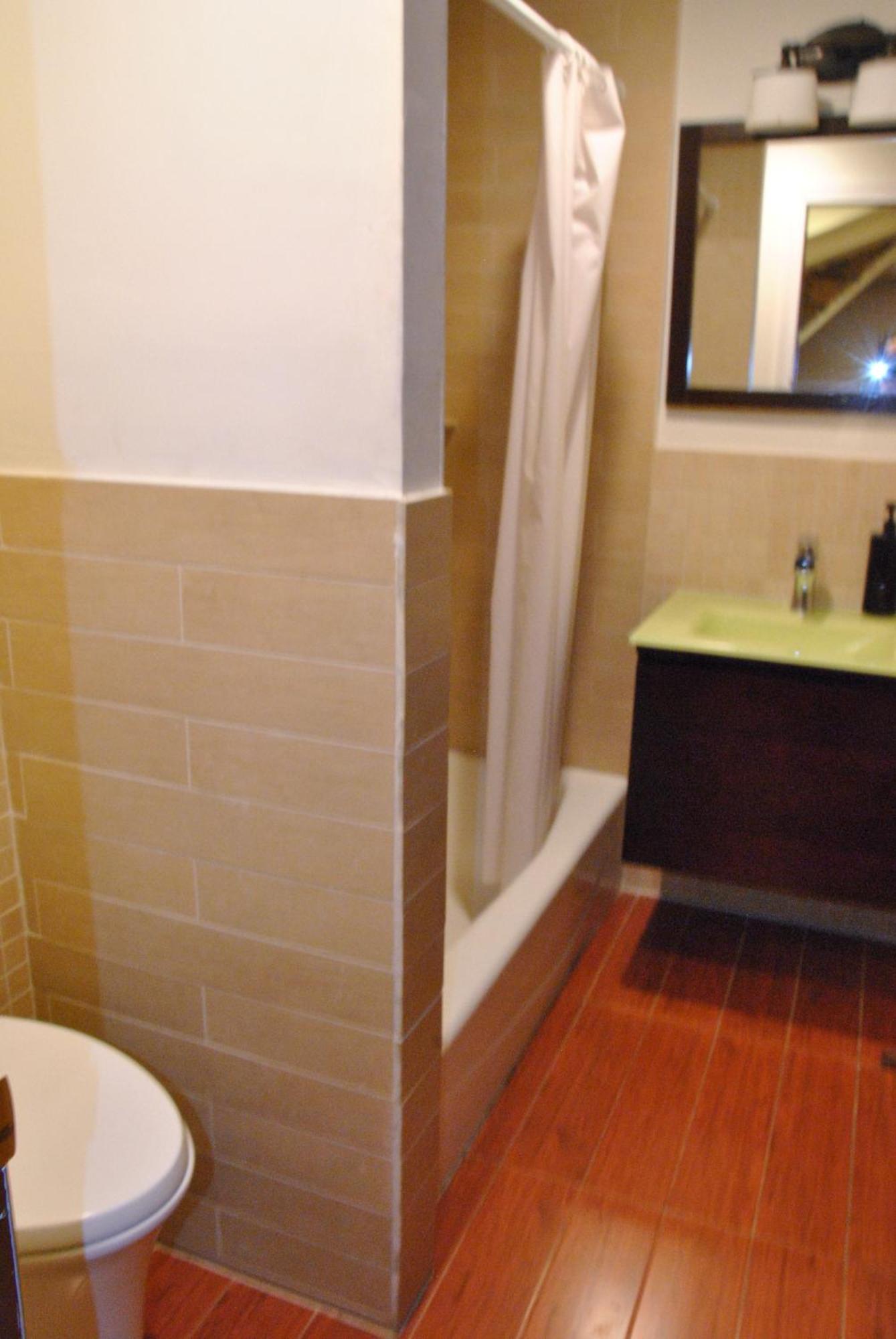 Ewr Airport Multilevel Guest House Room With 2-3 Beds Newark Bagian luar foto