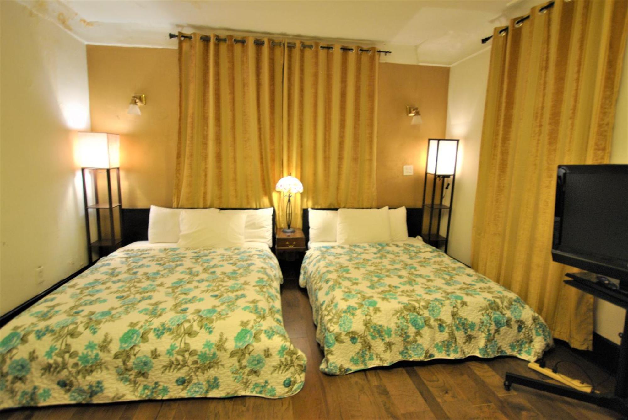 Ewr Airport Multilevel Guest House Room With 2-3 Beds Newark Bagian luar foto