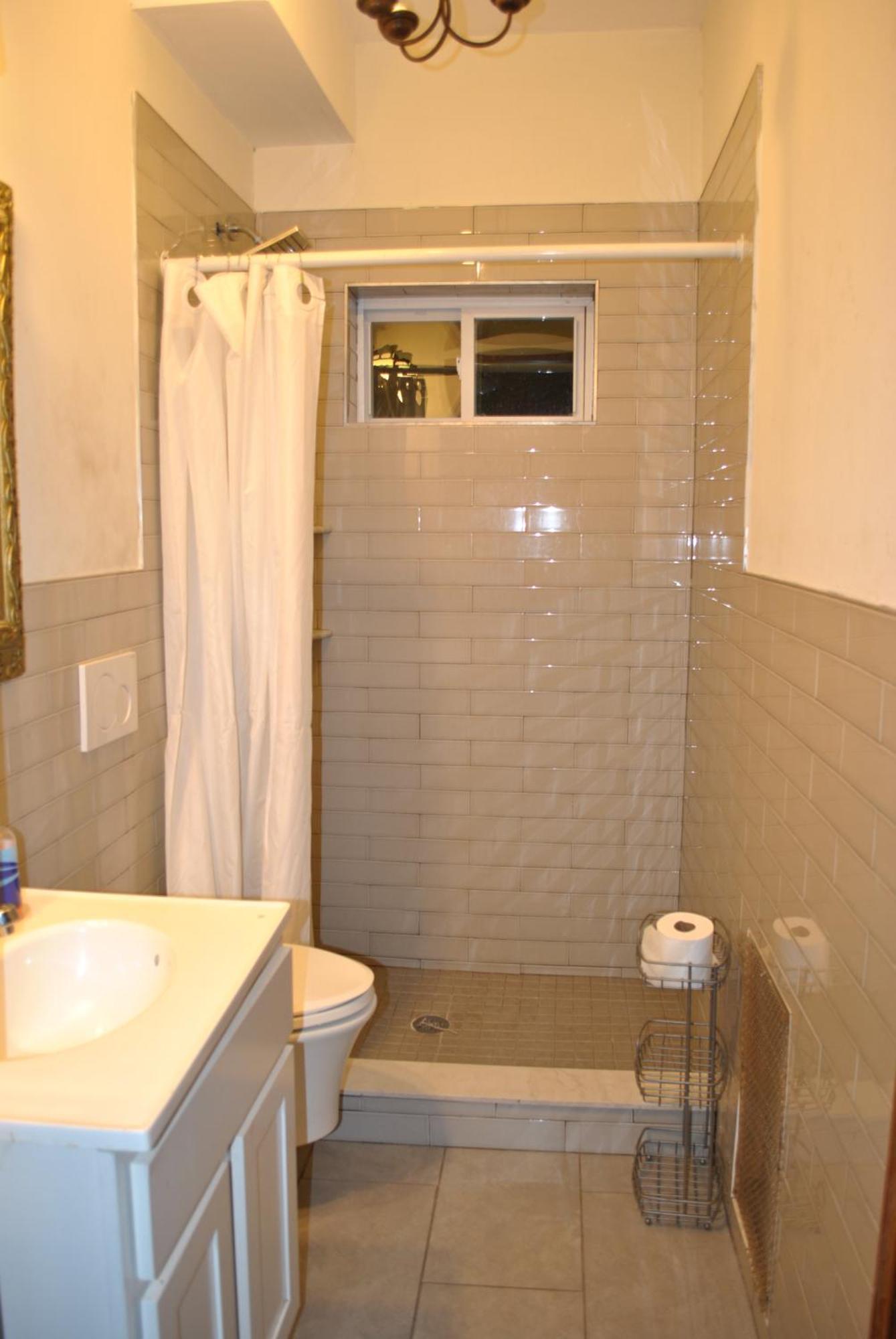 Ewr Airport Multilevel Guest House Room With 2-3 Beds Newark Bagian luar foto